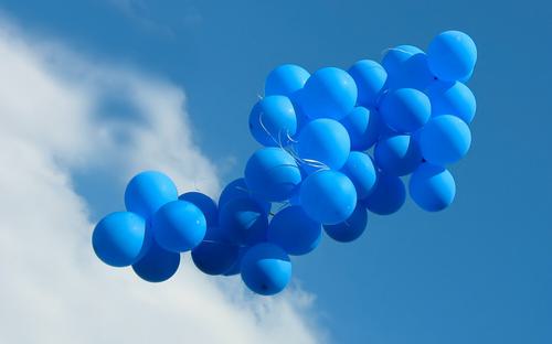 Blue balloons - air quality